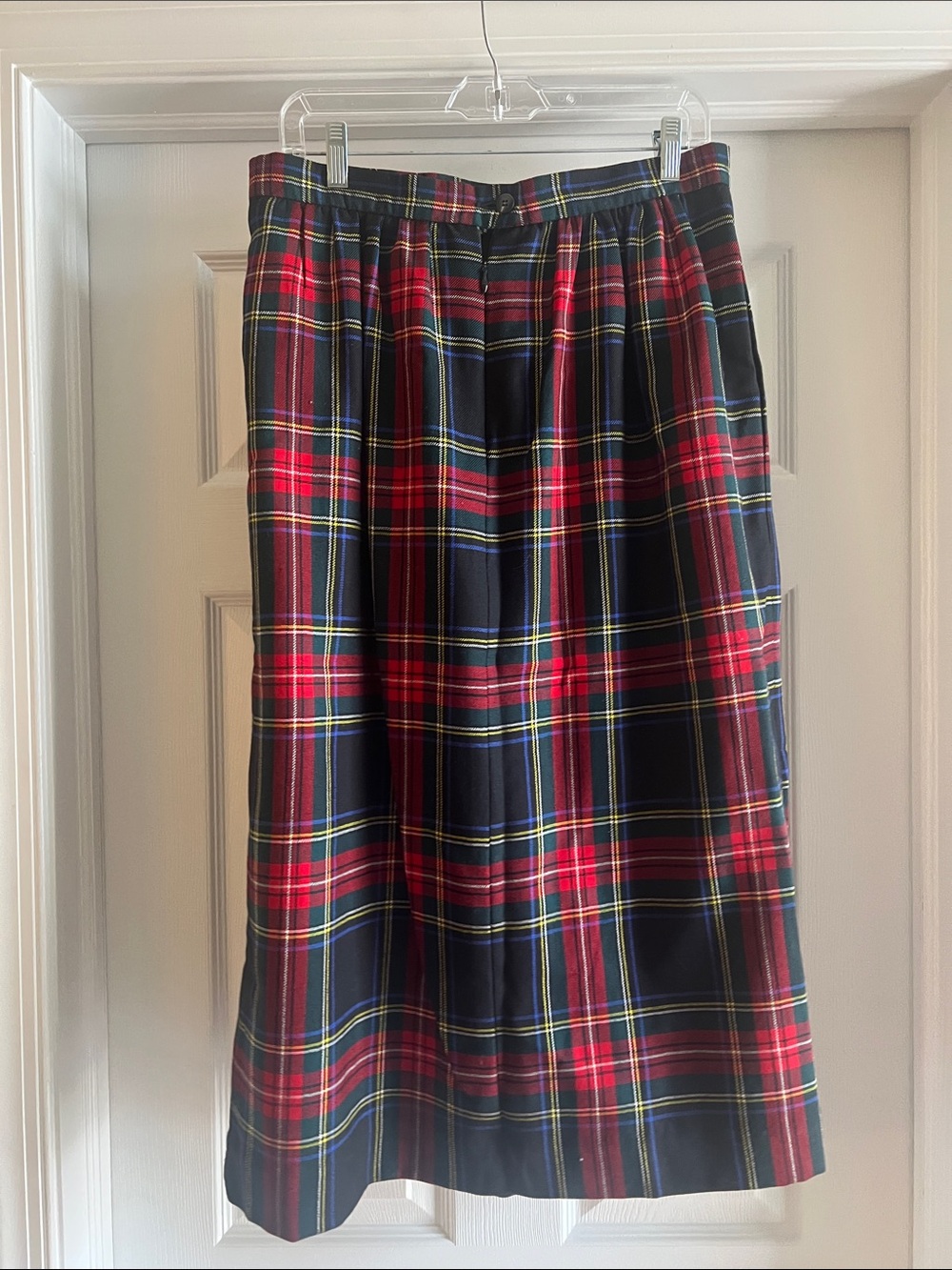 Lands End Classic Red and Black Tartan Wool Pleated Midi Skirt - Picture 2 of 3